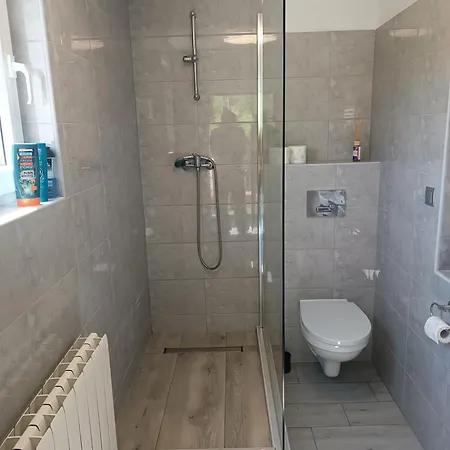 Apartment Dolni Zleb 124 *