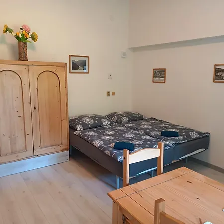 Dolni Zleb 124 Decin